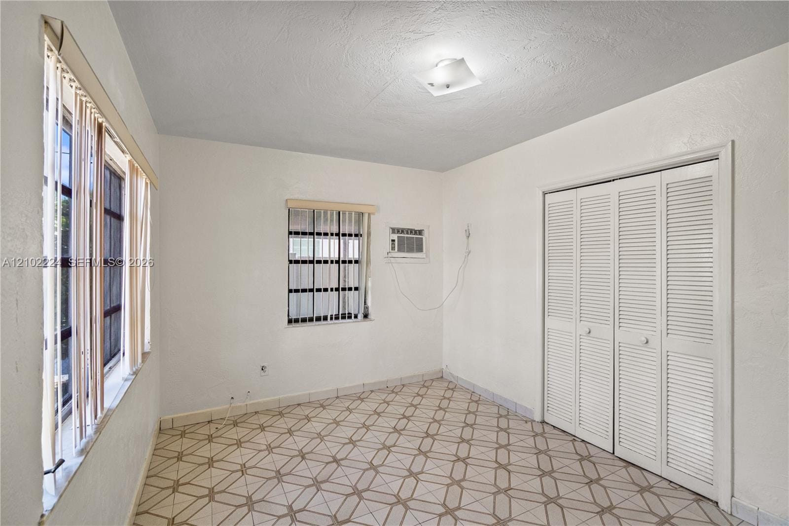 3250 NW 14th Terrace, Miami, FL 33125 photo 15