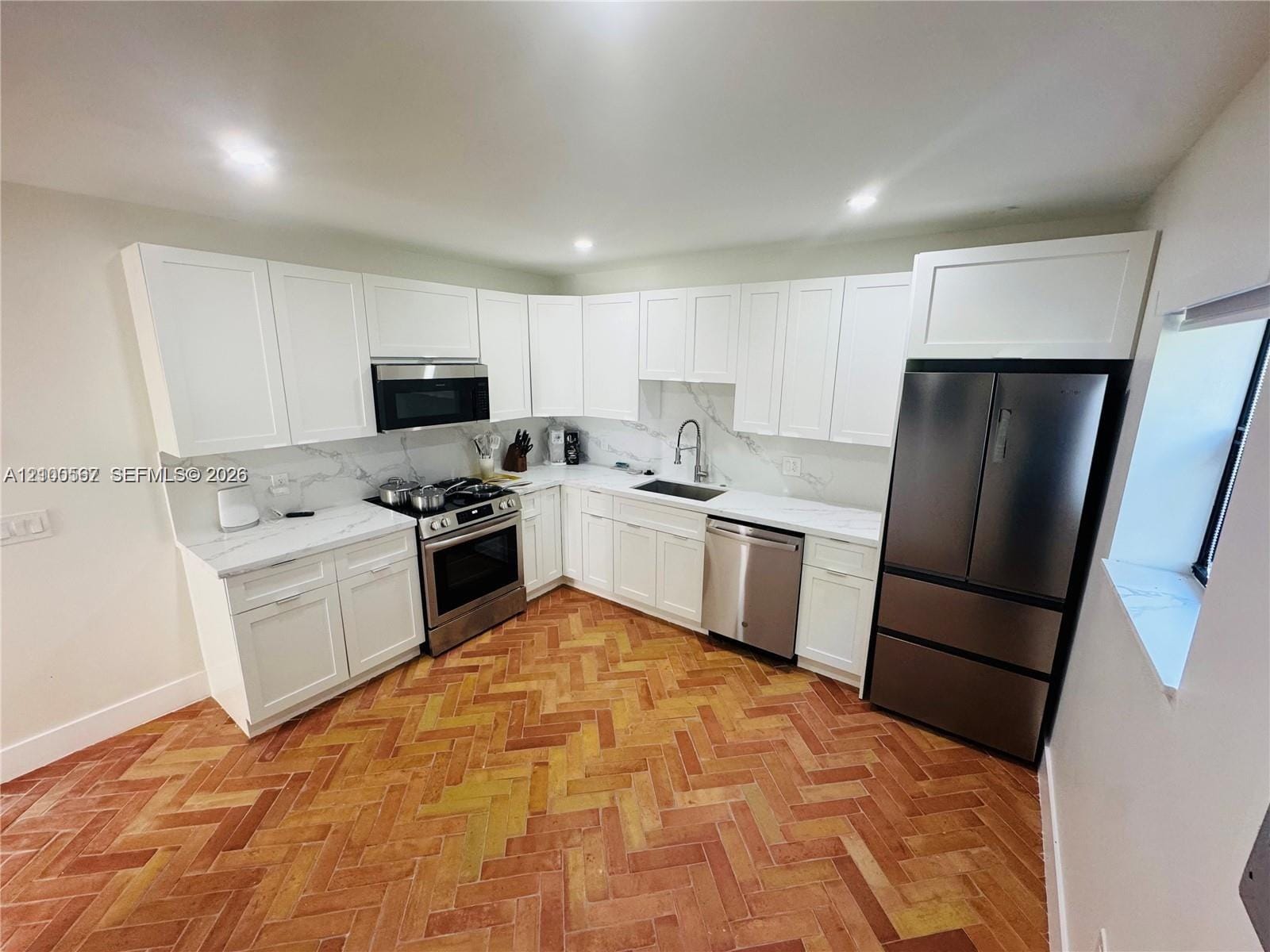 905 SW 13th Court, Miami, FL 33135 photo 23