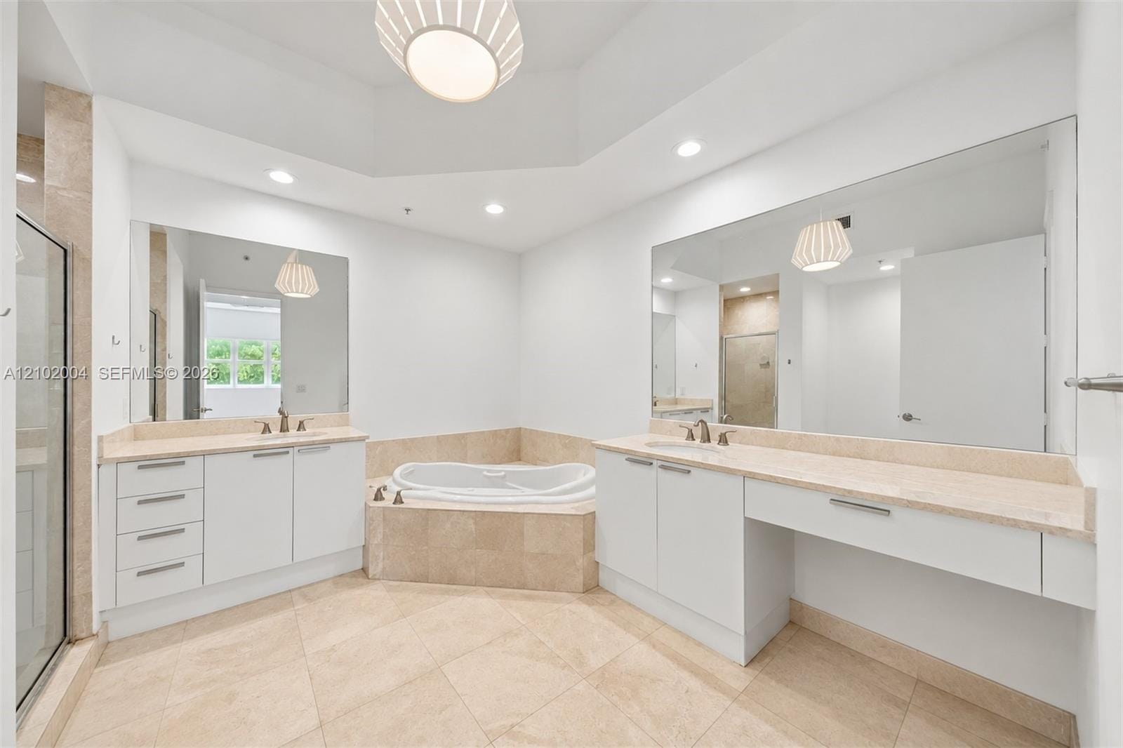 15051 Royal Oaks Lane 102, North Miami, FL 33181 photo 17