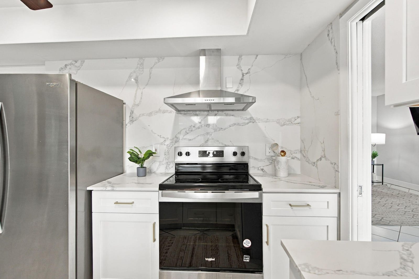 2102 NE 68TH Street — photo 7