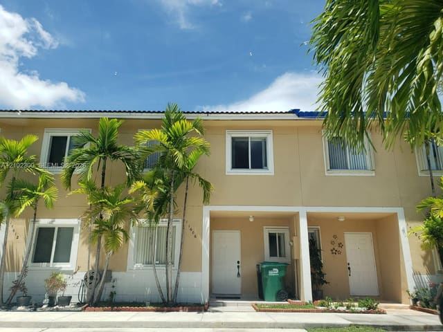 17606 SW 139th Court n/a, Miami, FL 33177