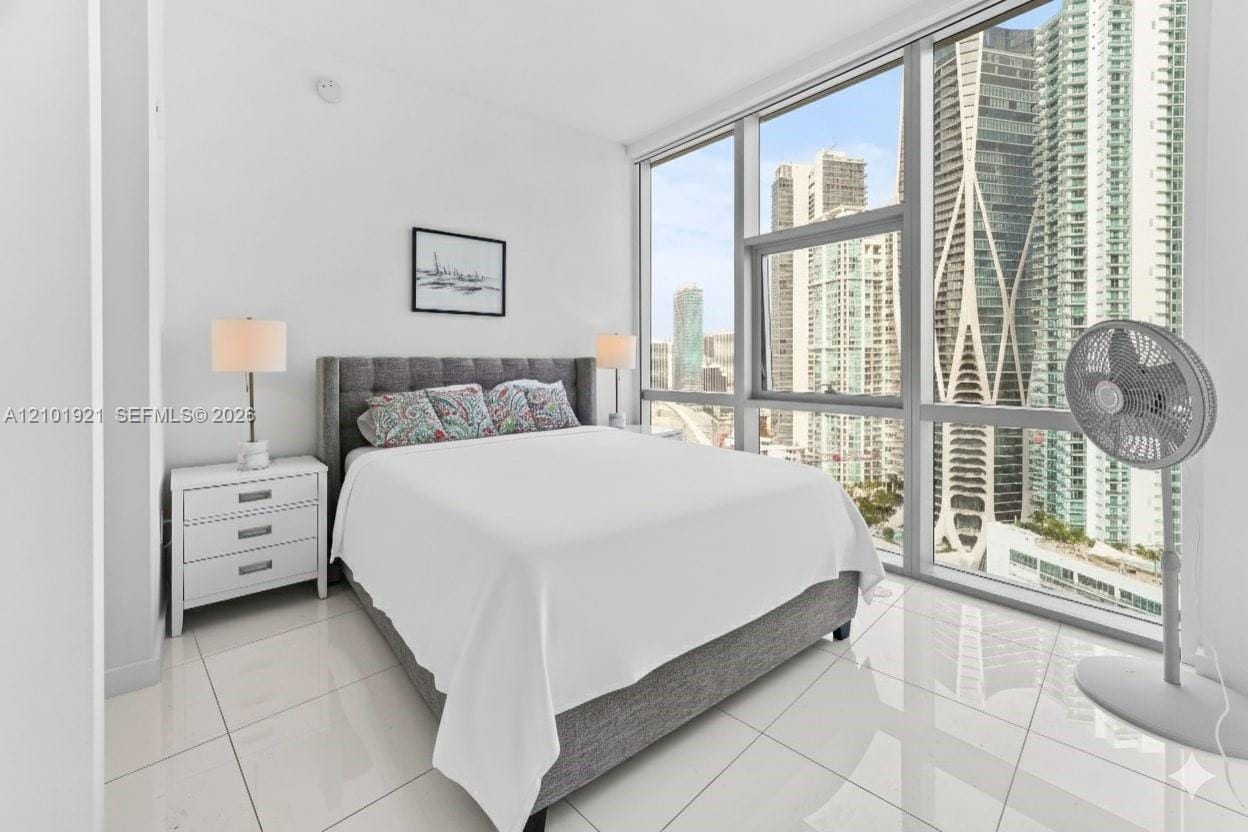 851 NE 1st Avenue 2601, Miami, FL 33132 photo 11