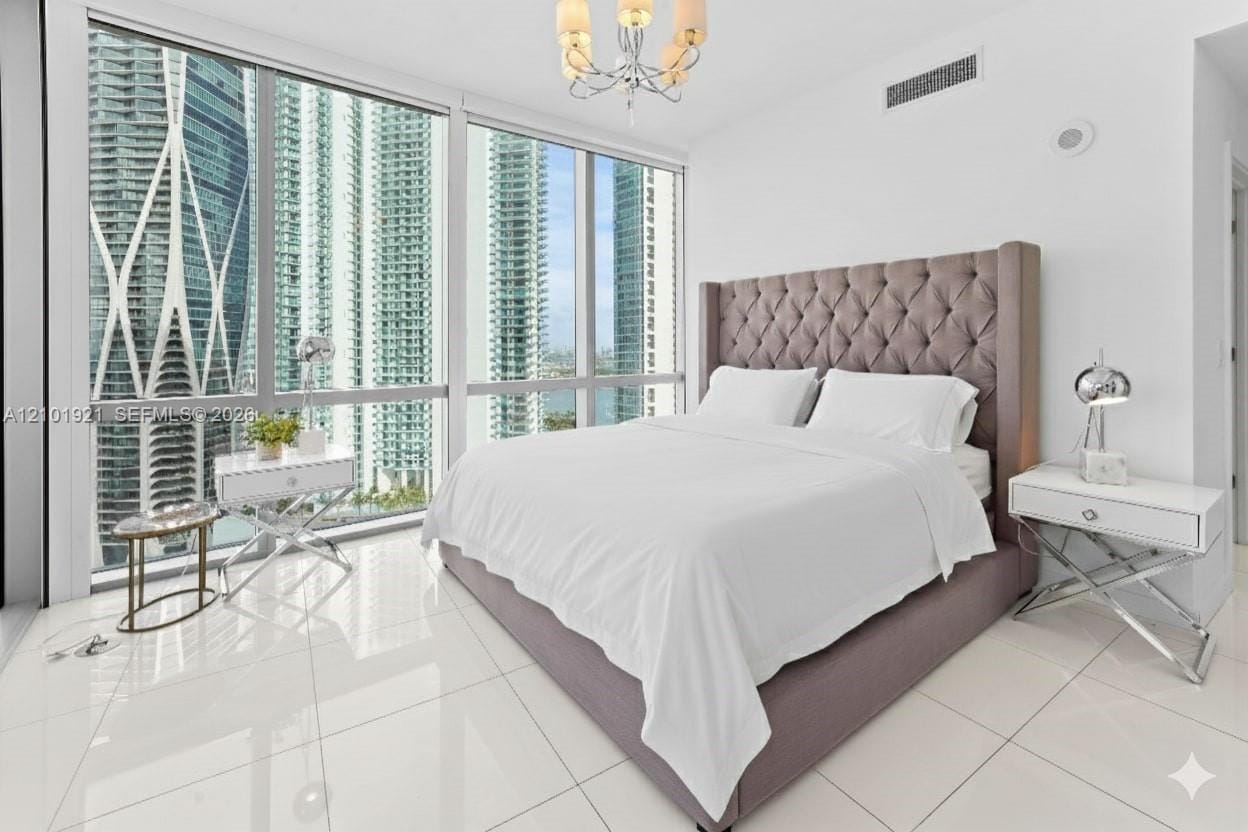 851 NE 1st Avenue 2601, Miami, FL 33132 photo 17