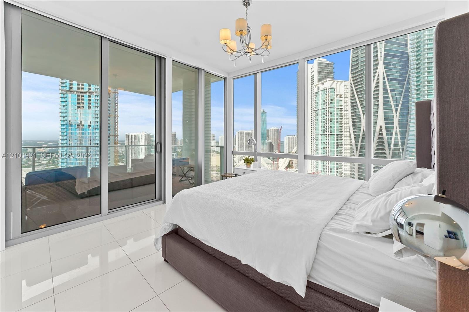 851 NE 1st Avenue 2601, Miami, FL 33132 photo 18