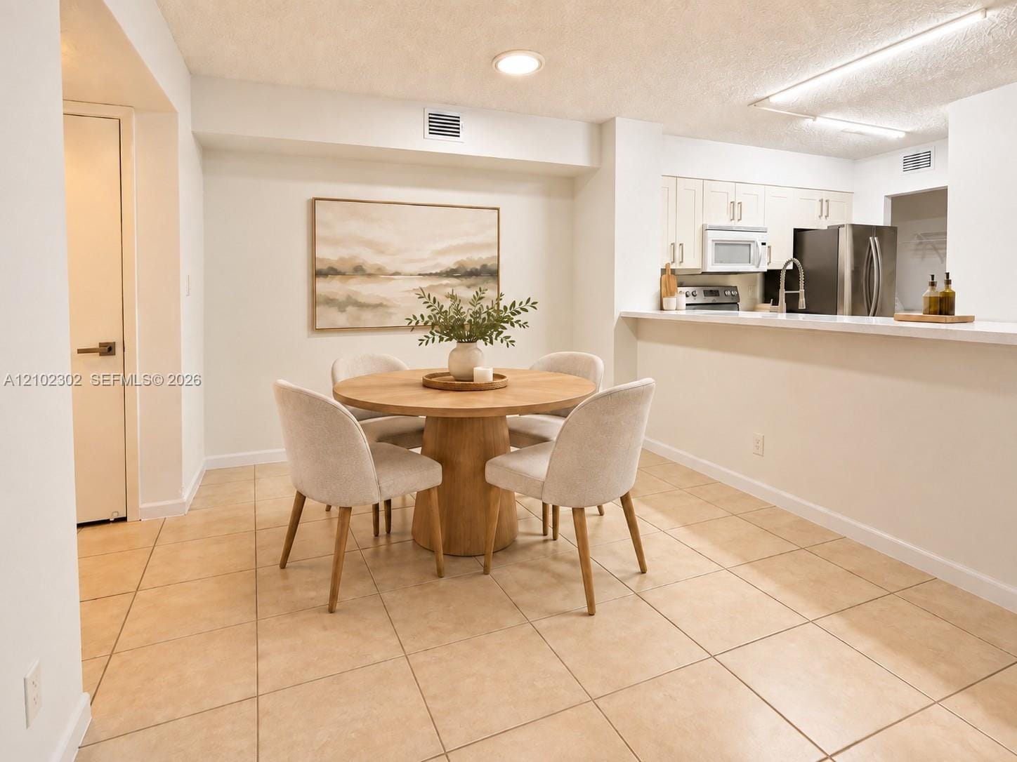 560 S Park 7-23, Hollywood, FL 33021 photo 2