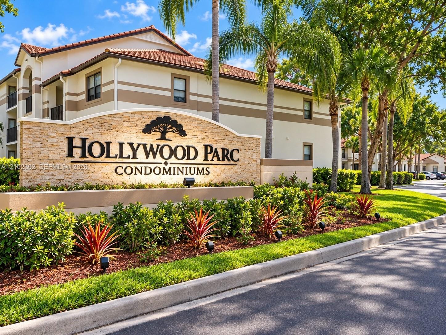 560 S Park 7-23, Hollywood, FL 33021 photo 13