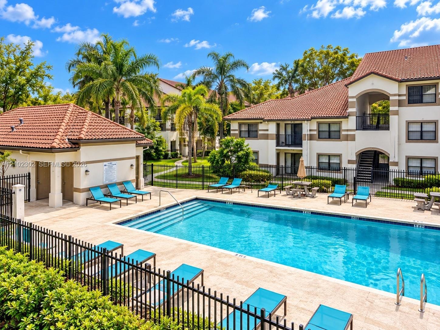 560 S Park 7-23, Hollywood, FL 33021 photo 14