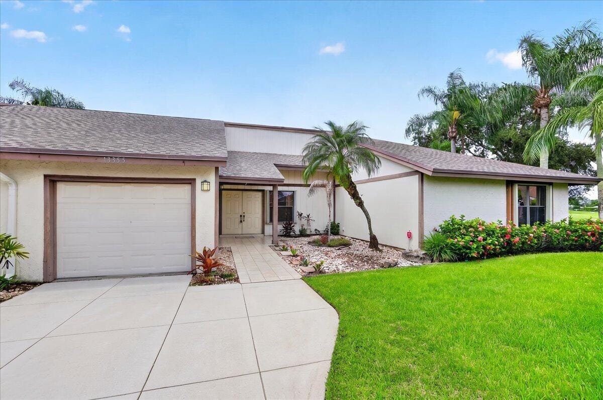 3 bedroom home for sale at 13355 Touchstone, Palm Beach Gardens, FL 33418 — $3,750