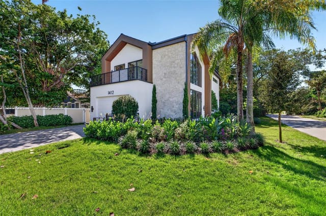 1412 SW 7th Street, Fort Lauderdale, FL 33312