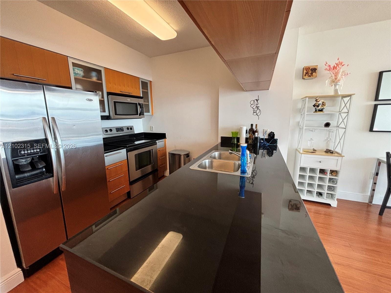 1750 N Bayshore Drive 4804 — photo 2