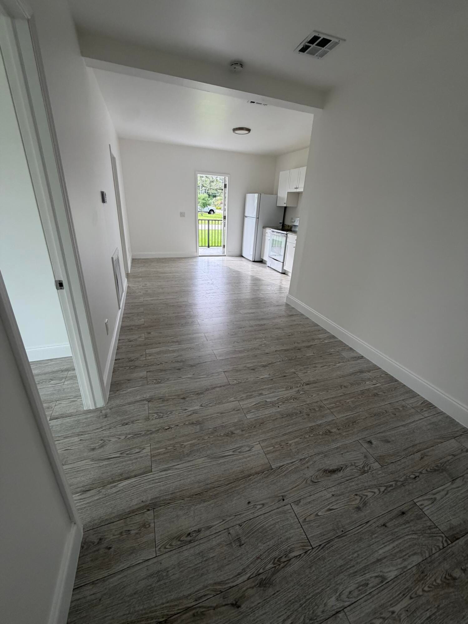 3890 Lakewood Road, Palm Springs, FL 33461 photo 11