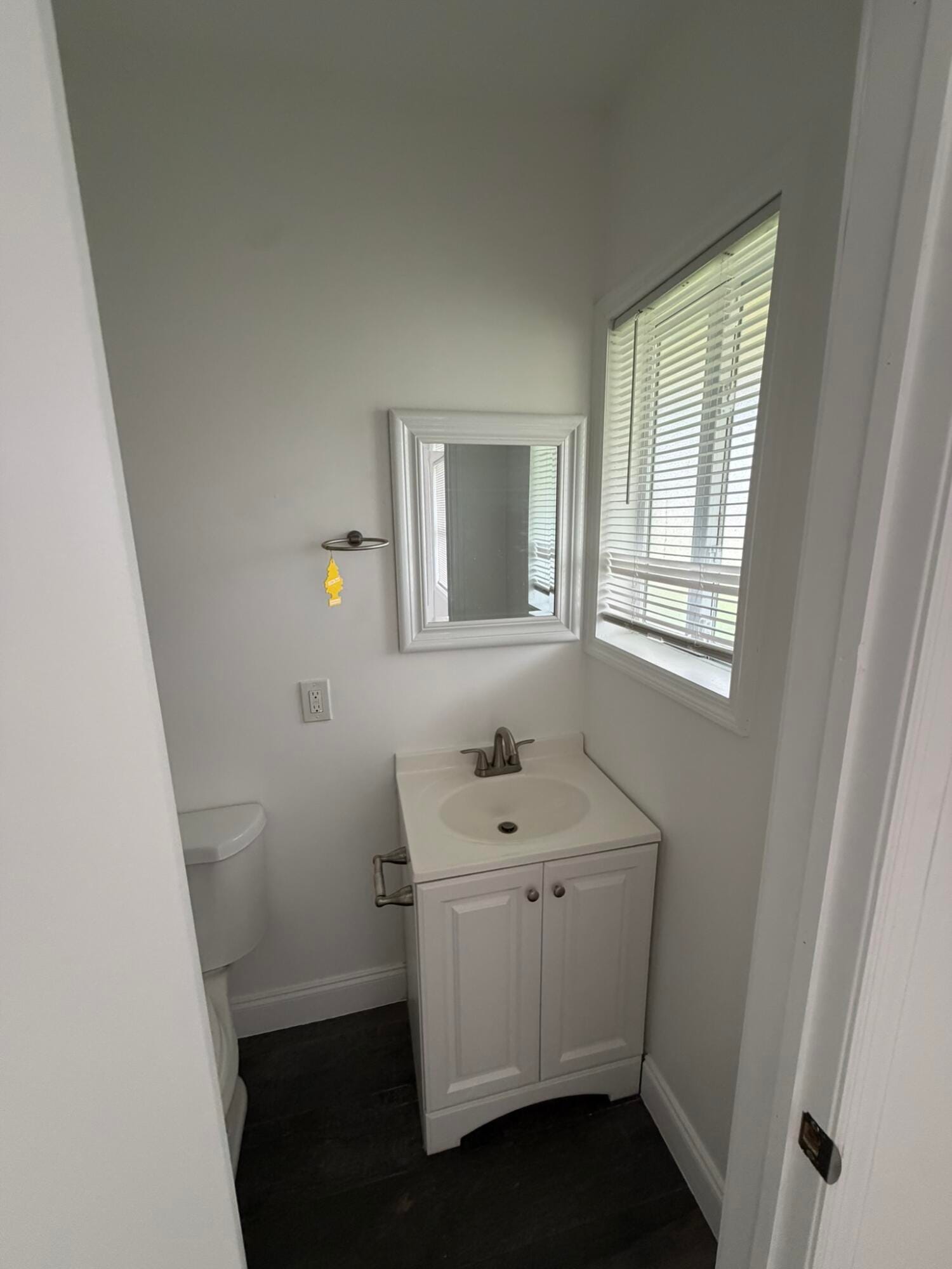 3890 Lakewood Road, Palm Springs, FL 33461 photo 12