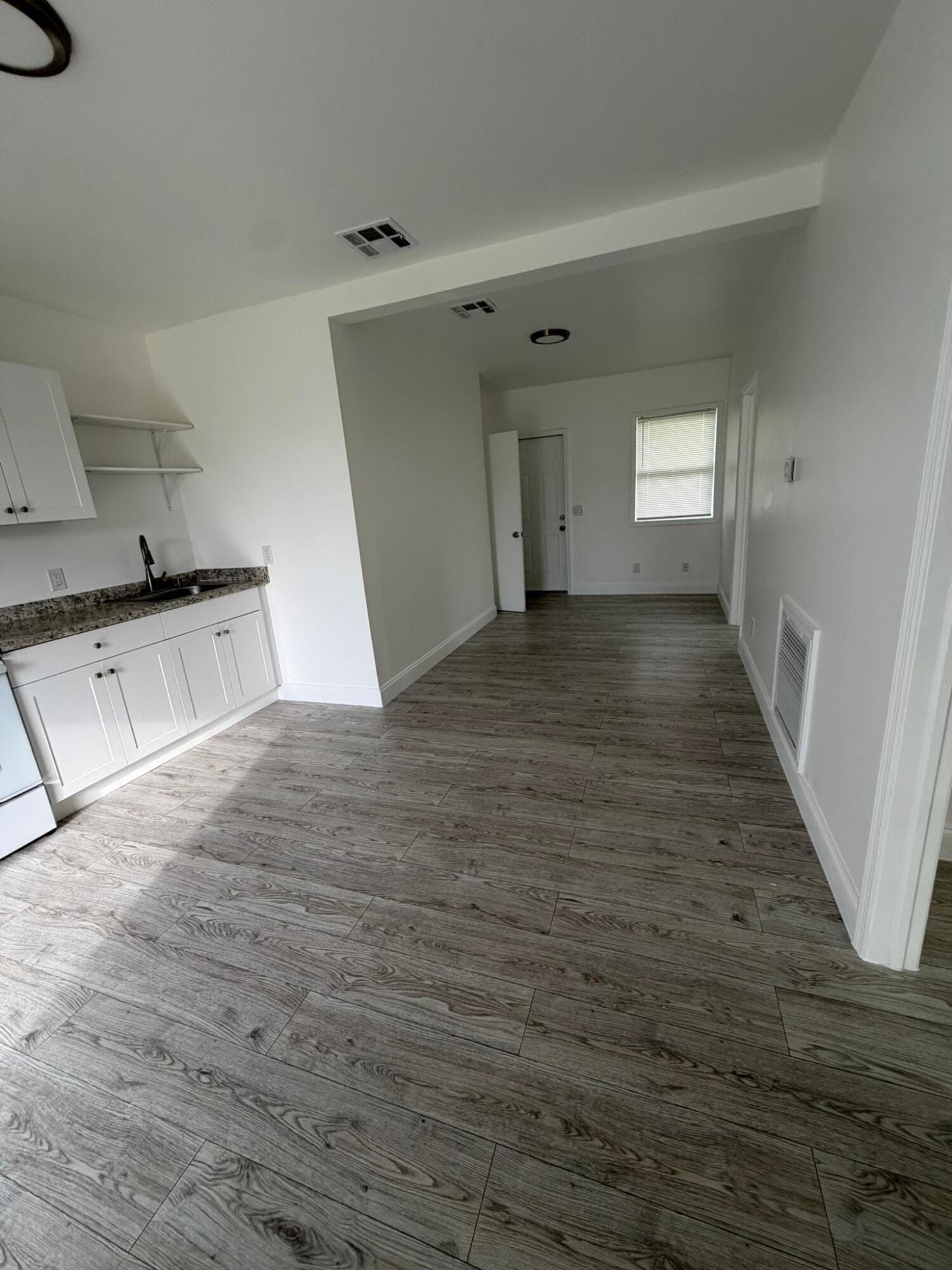 3890 Lakewood Road, Palm Springs, FL 33461 photo 5