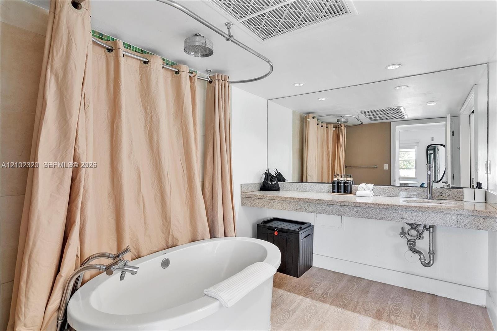 1024 Ocean Drive A201, Miami Beach, FL 33139 photo 18