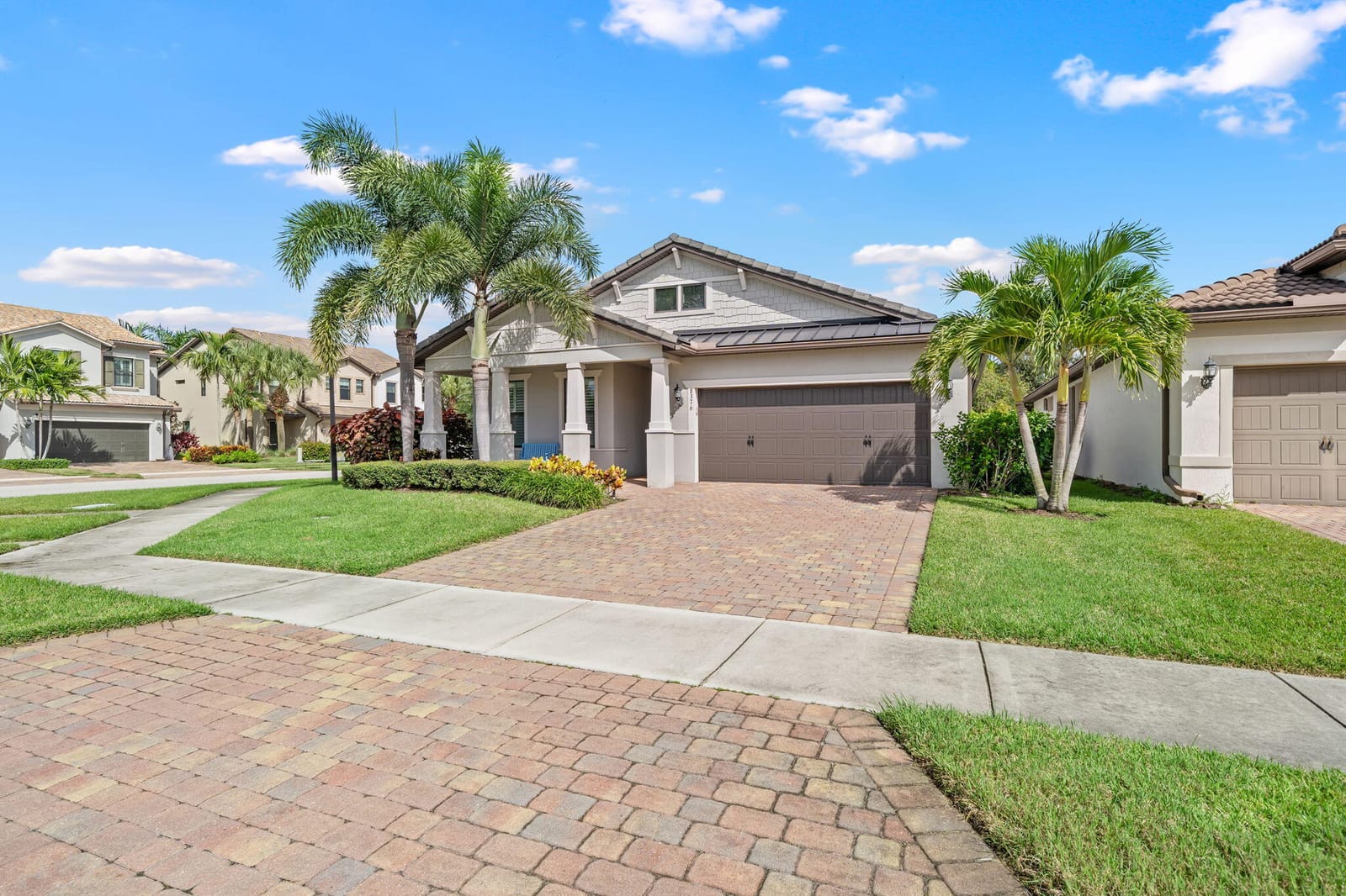 8376 Hanoverian Drive — photo 2