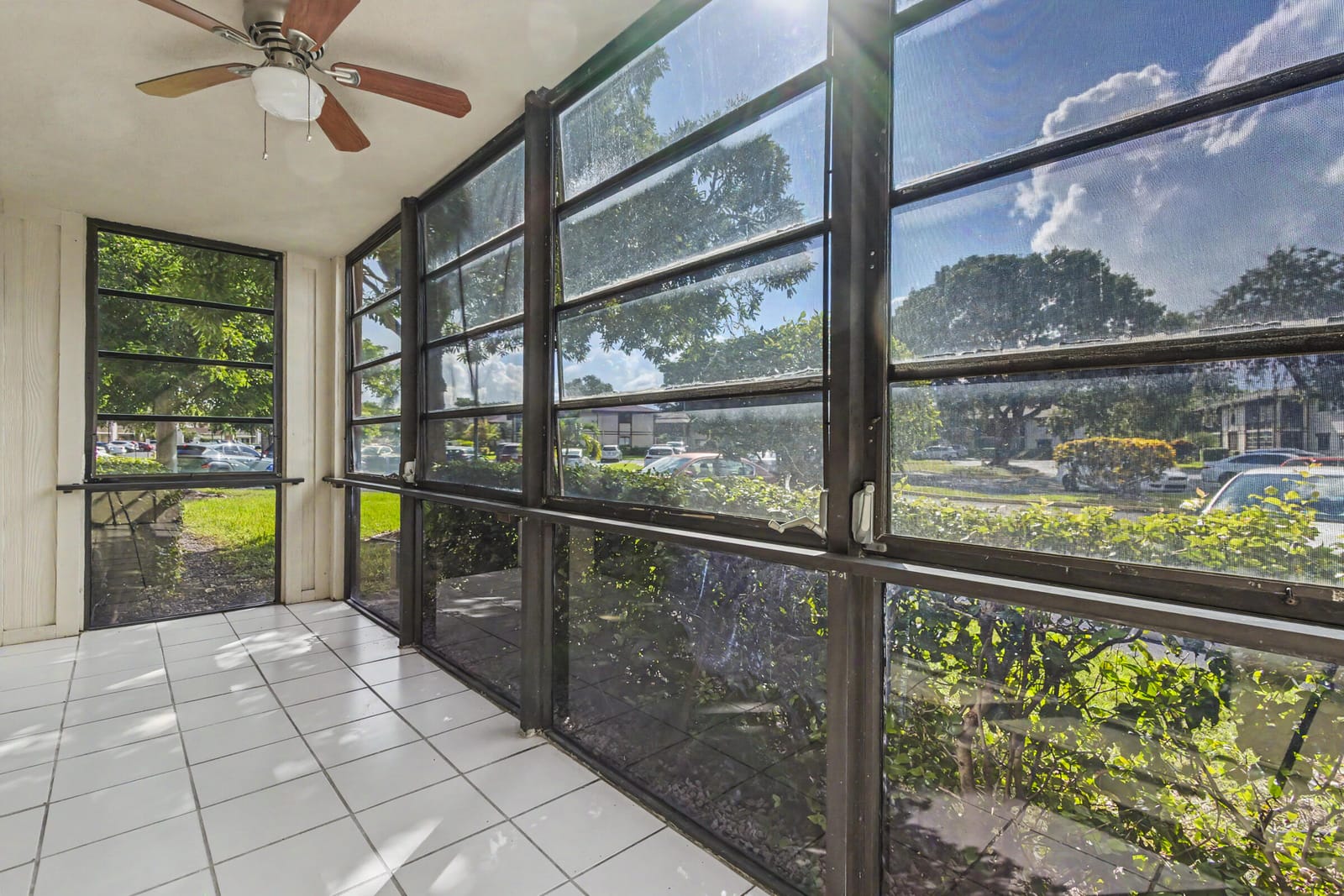 9584 N BELFORT Circle 112, Tamarac, FL 33321 photo 24