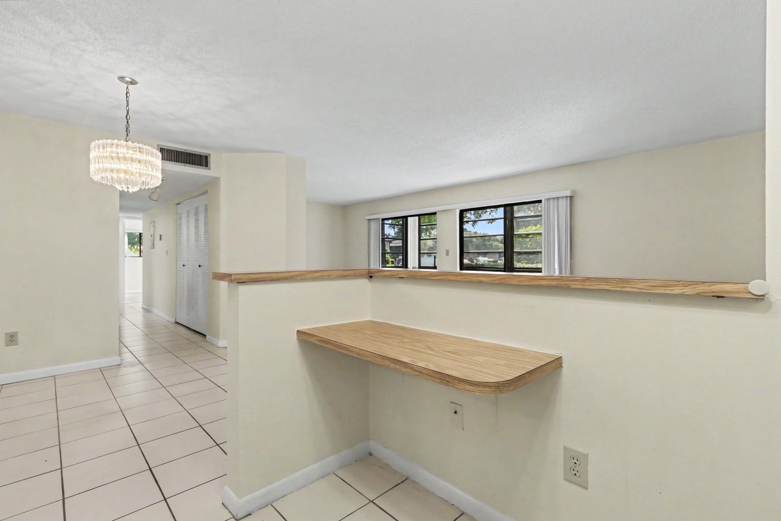 9584 N BELFORT Circle 112, Tamarac, FL 33321 photo 9