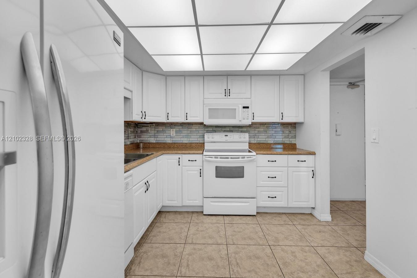 18011 Biscayne Boulevard 903, Aventura, FL 33160 photo 2
