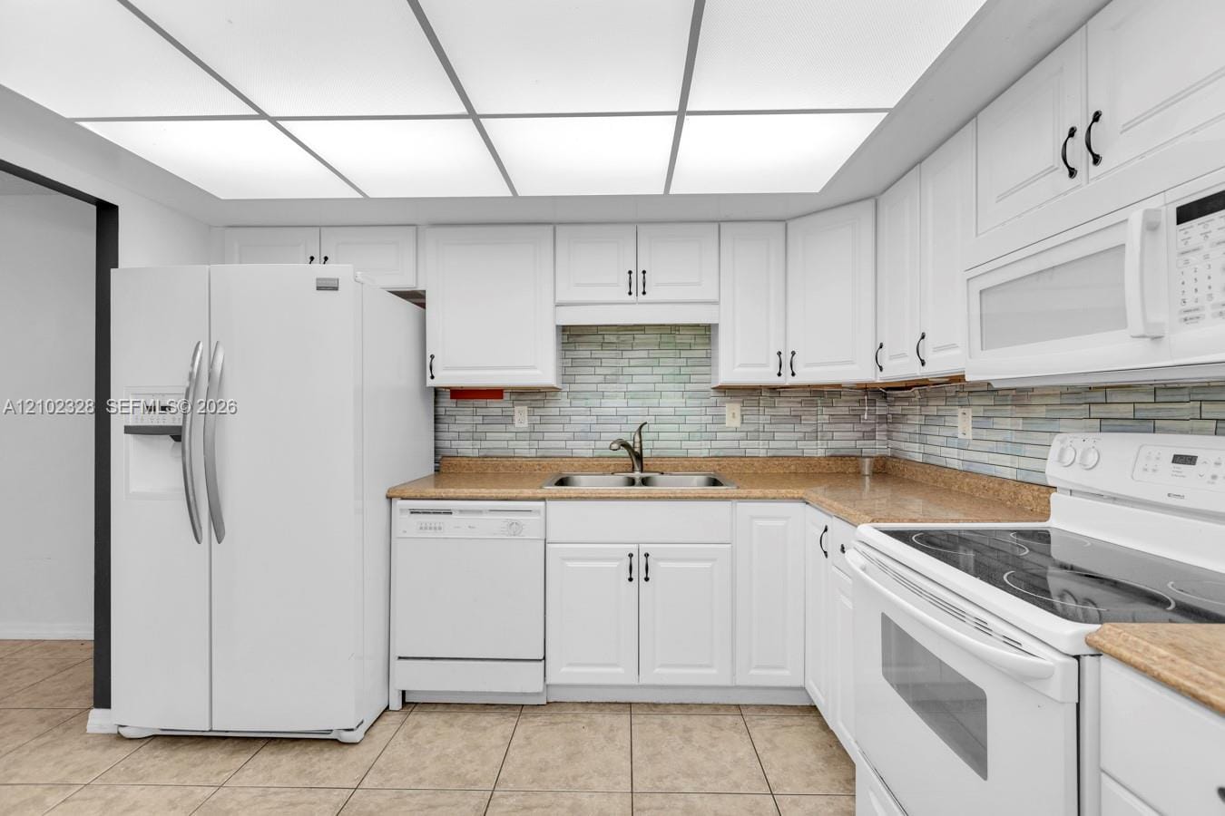 18011 Biscayne Boulevard 903, Aventura, FL 33160 photo 3