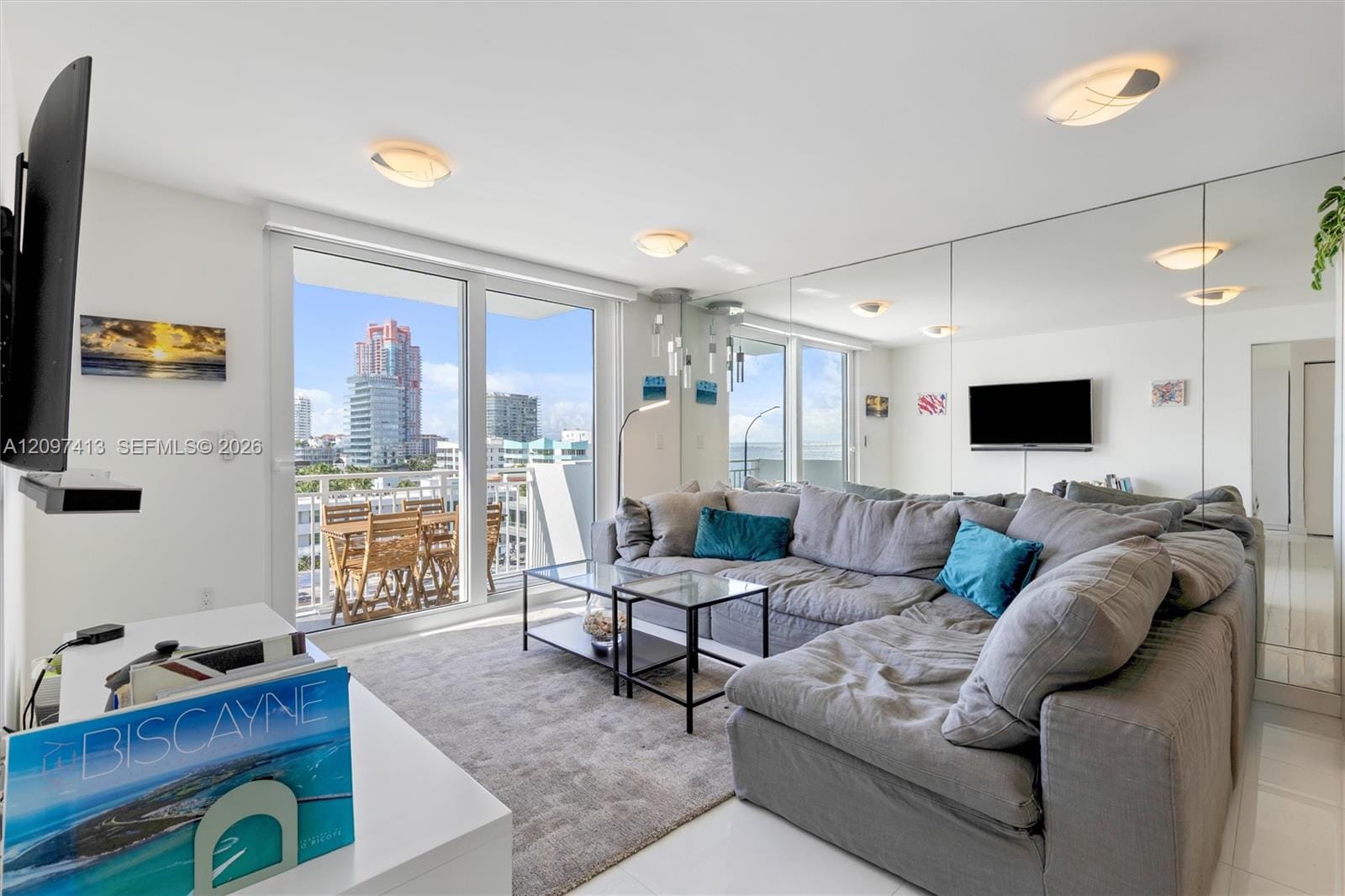 345 Ocean Drive 1012, Miami Beach, FL 33139 photo 3