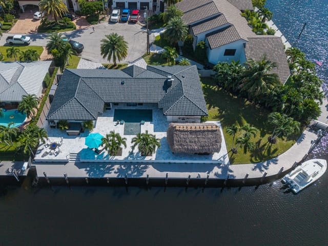 3711 NE 28TH Avenue, Lighthouse Point, FL 33064