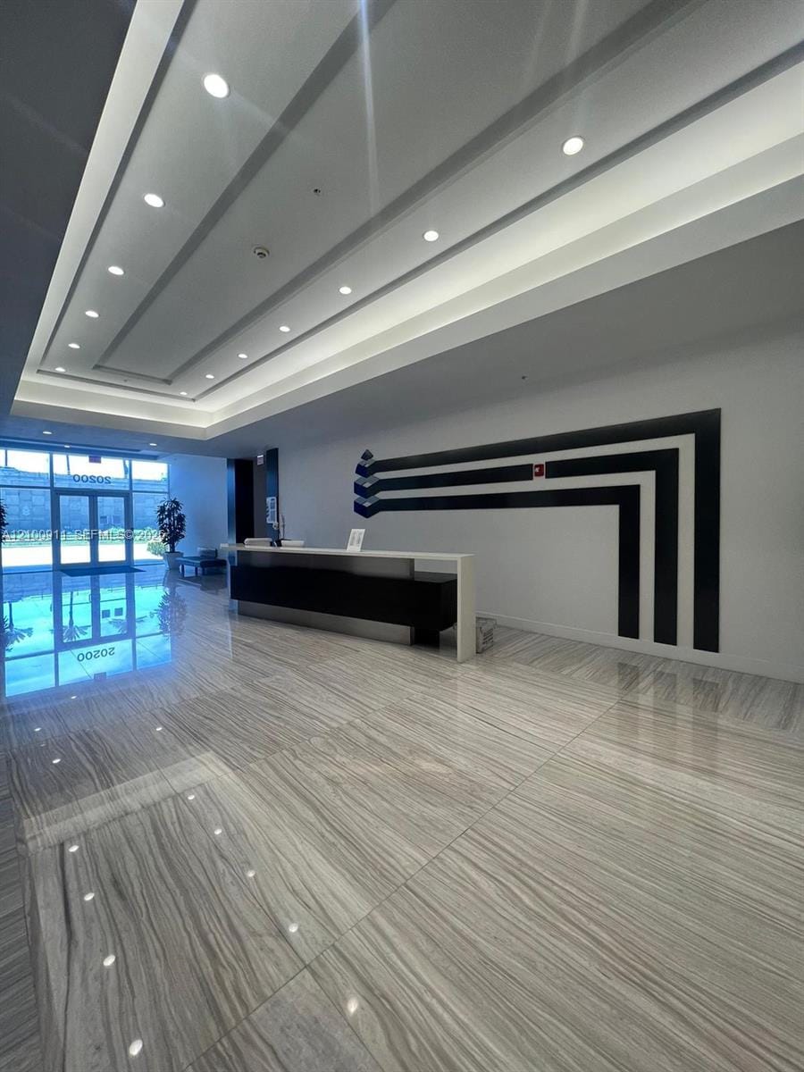 20200 W Dixie Highway 603, Miami, FL 33180 photo 19