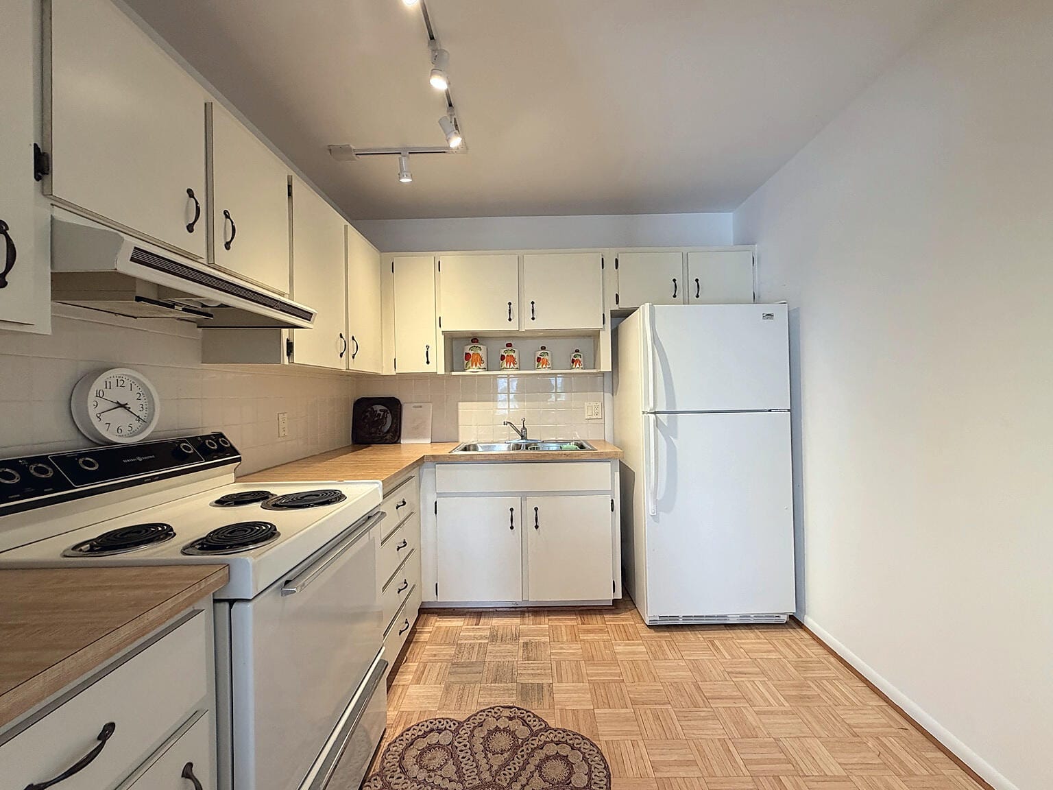 500 1st Avenue S 203 — photo 2