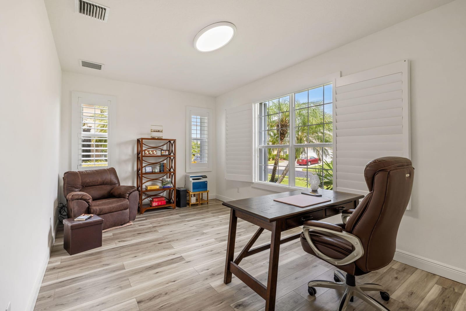 670 TANGELO Circle SW — photo 4