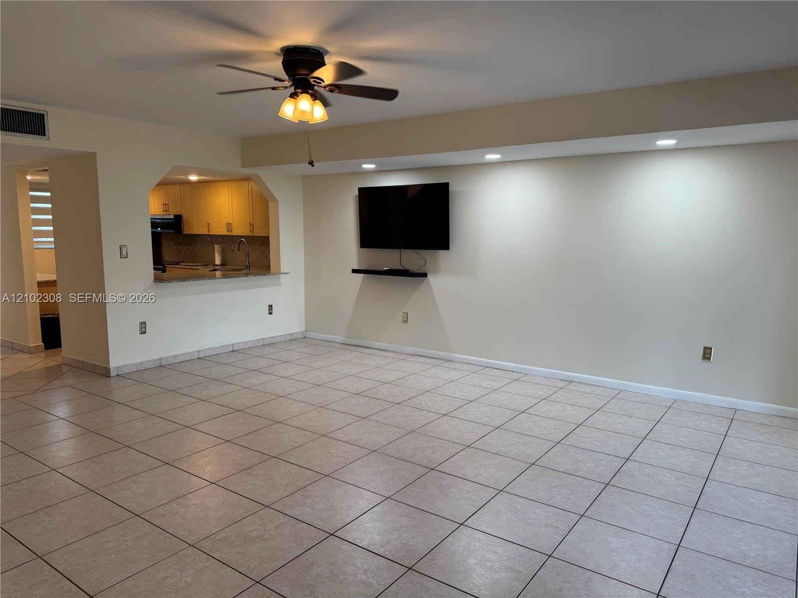 7033 NW 169th Street 7033 — photo 3
