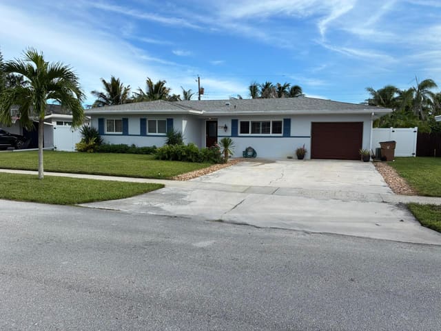 1104 SE 14TH Street, Deerfield Beach, FL 33441