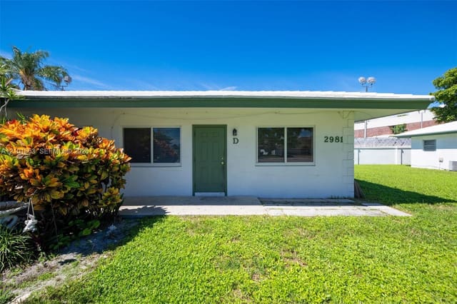 2981 NE 19th Terrace D, Lighthouse Point, FL 33064