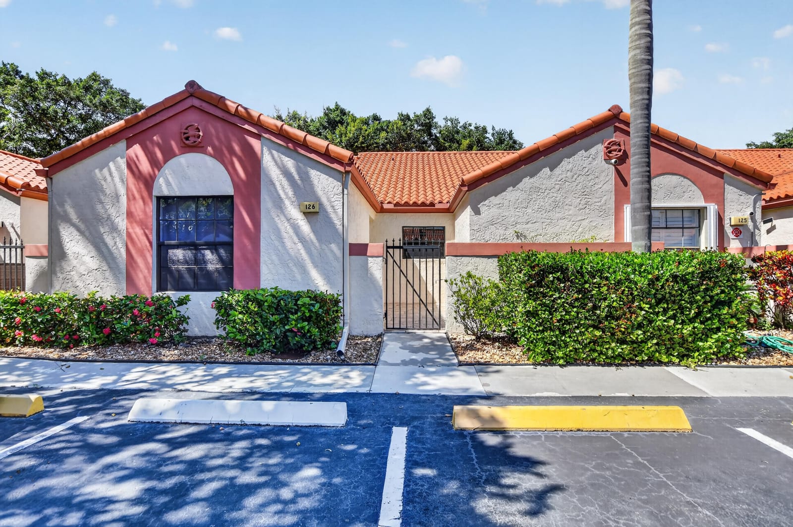 126 CENTENNIAL Court, Deerfield Beach, FL 33442 photo 9