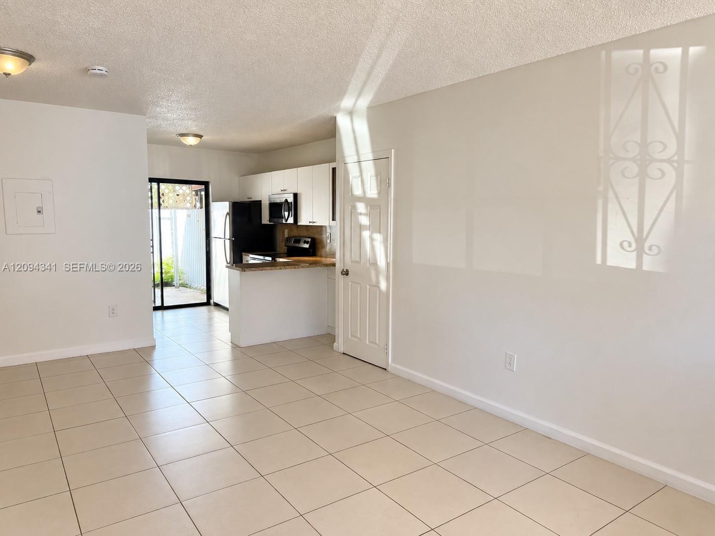 2775 W 61st Street 102, Hialeah, FL 33016 photo 2