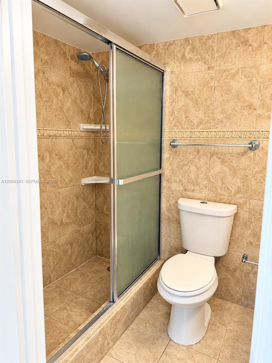 2775 W 61st Street 102, Hialeah, FL 33016 photo 8