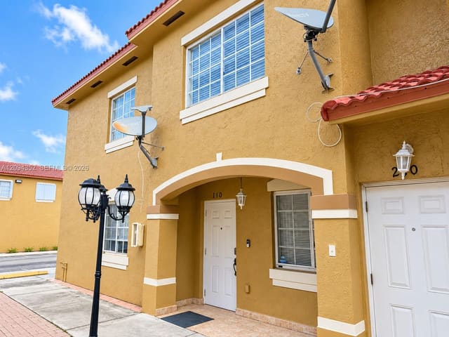 8100 W 28th Court 110, Hialeah, FL 33018