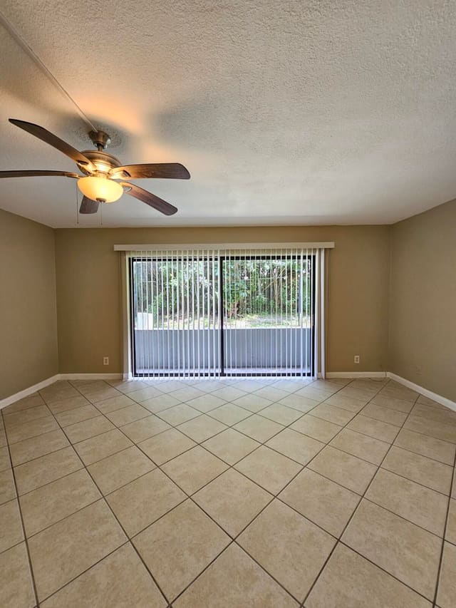 2050 N Congress Avenue 108, West Palm Beach, FL 33401