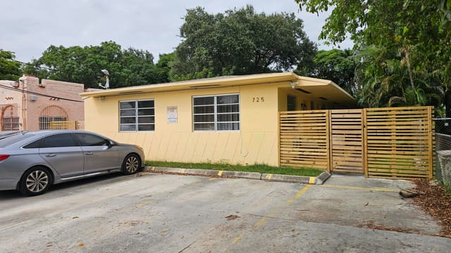 725 NE 126TH Street 0, North Miami, FL 33161