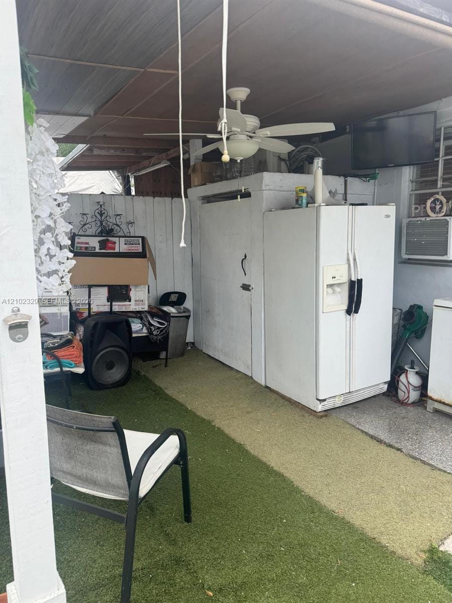 831 NW 24th Avenue, Miami, FL 33125 photo 19