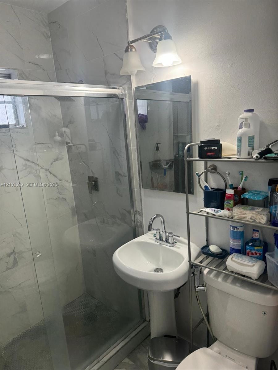 831 NW 24th Avenue, Miami, FL 33125 photo 29