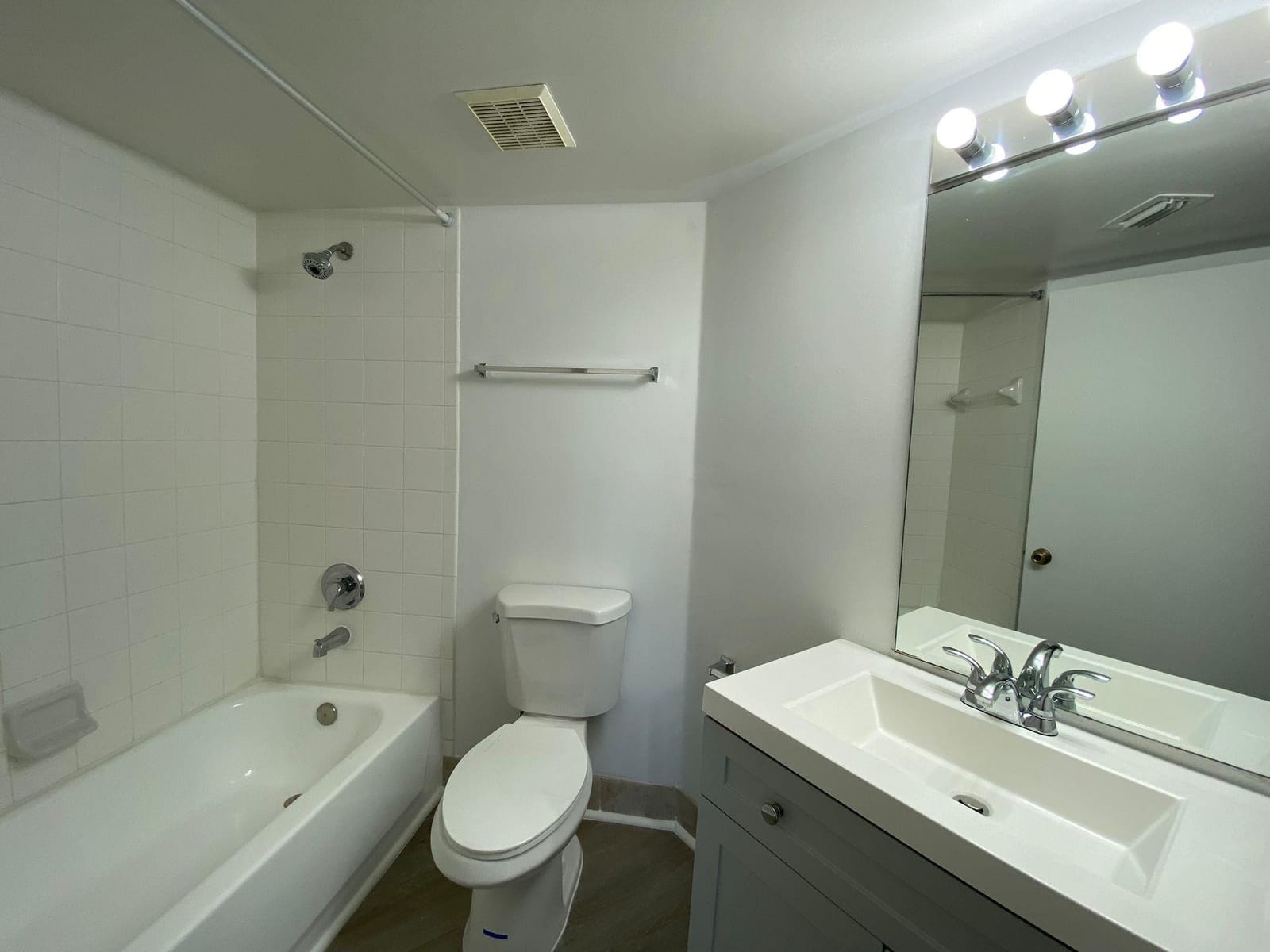 4191 N HAVERHILL Road 421, West Palm Beach, FL 33417 photo 14