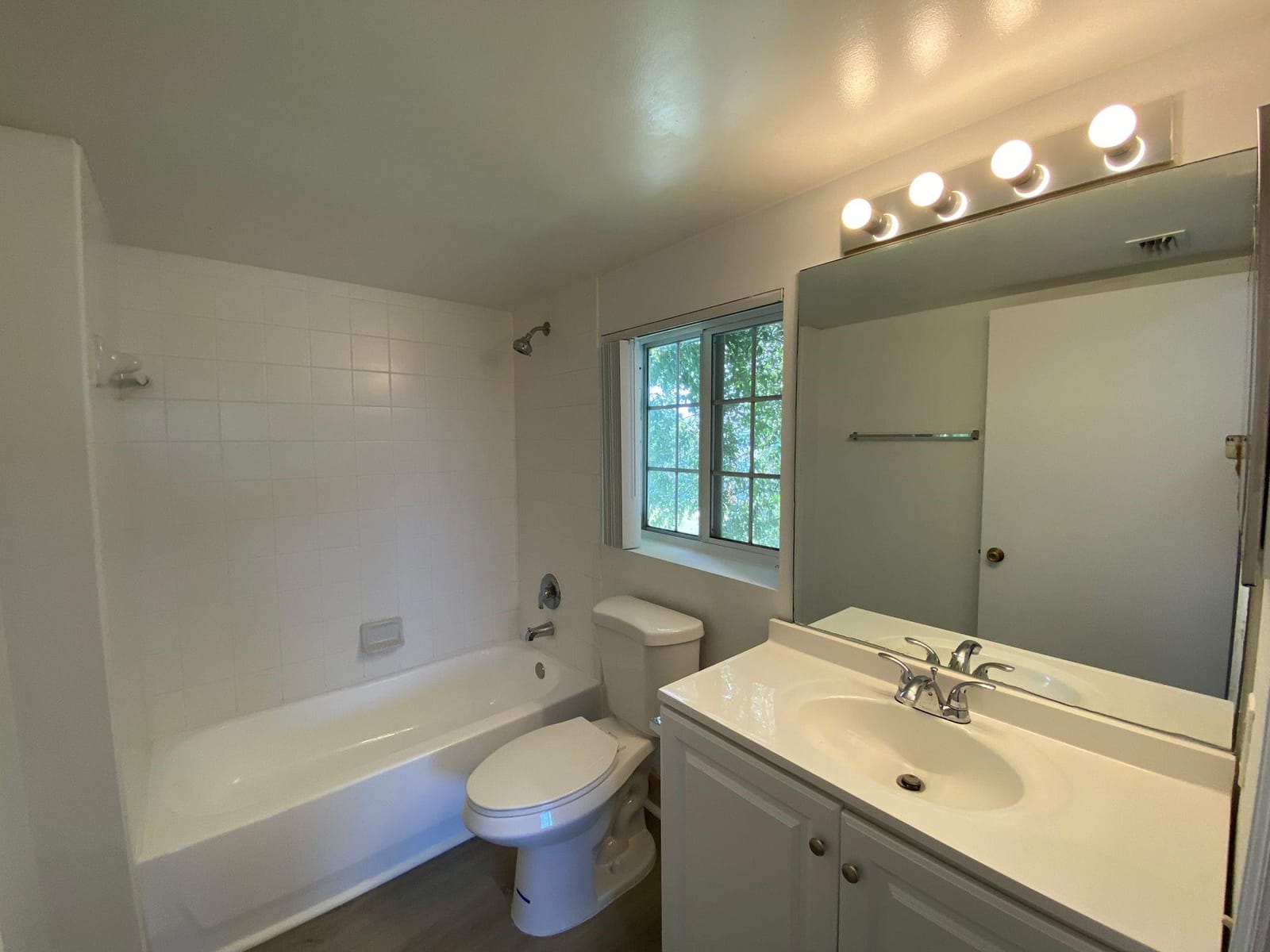 4191 N HAVERHILL Road 421, West Palm Beach, FL 33417 photo 15