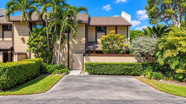 9193 SW 128th Lane, Miami, FL 33176