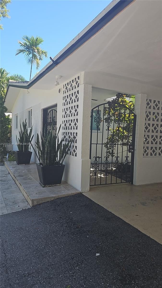 1840 NE 42nd Street, Oakland Park, FL 33308 photo 3