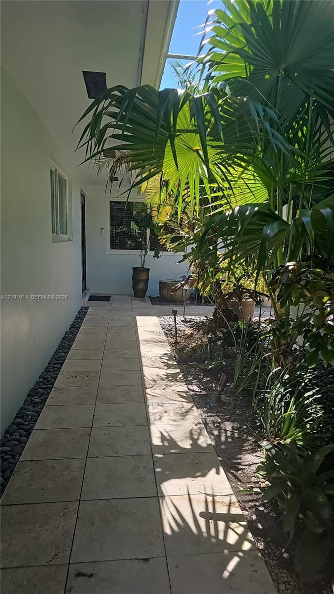 1840 NE 42nd Street, Oakland Park, FL 33308 photo 4