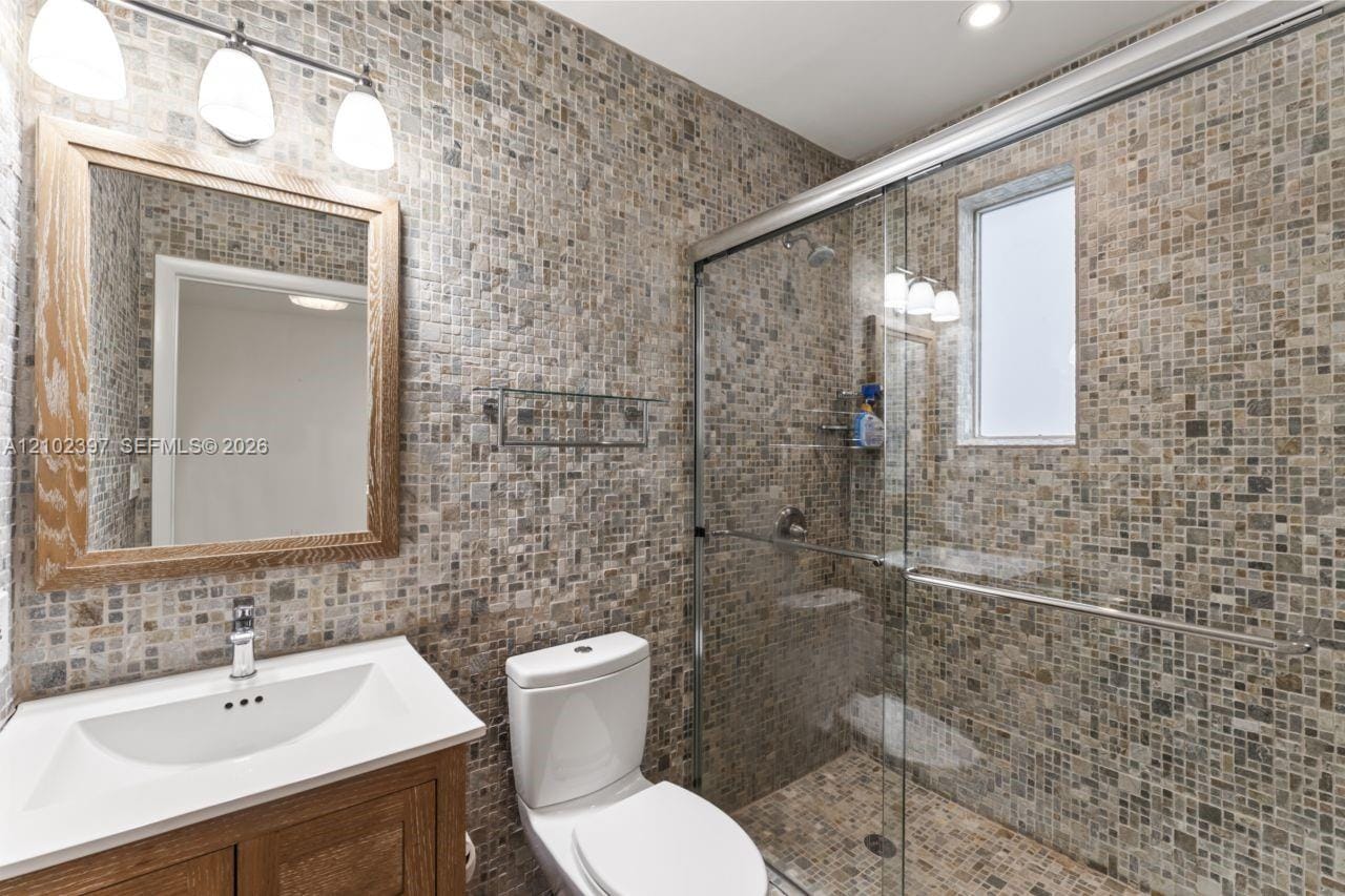 20205 W Oak Haven Circle, Miami, FL 33179 photo 22