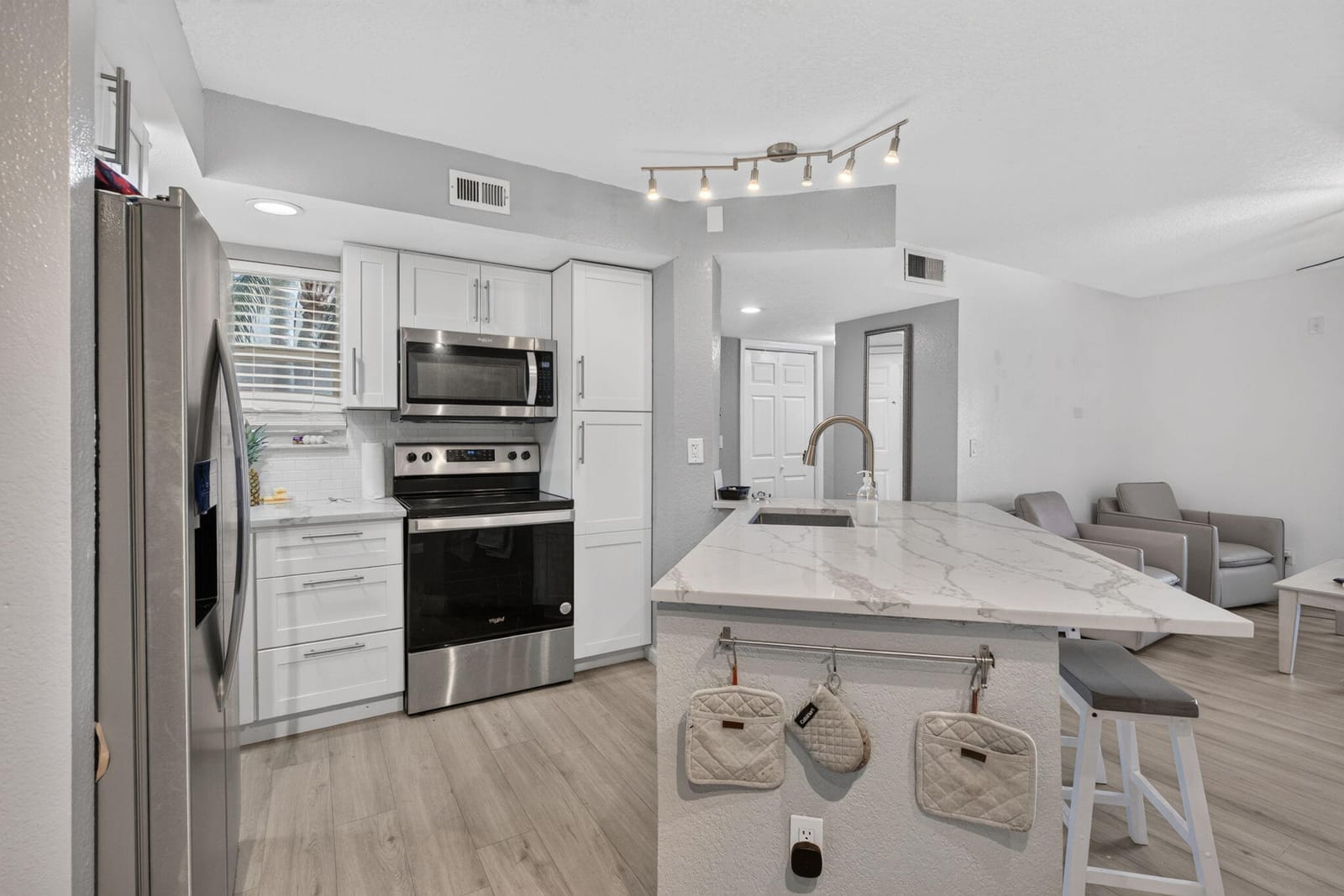 12510 Vista Isles Drive 1212, Sunrise, FL 33325 photo 5