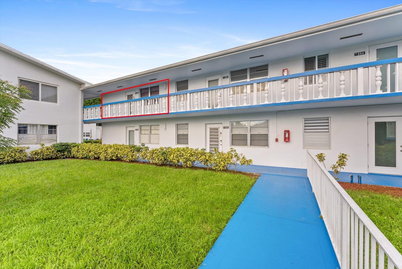 256 MARKHAM L, Deerfield Beach, FL 33442 photo 3