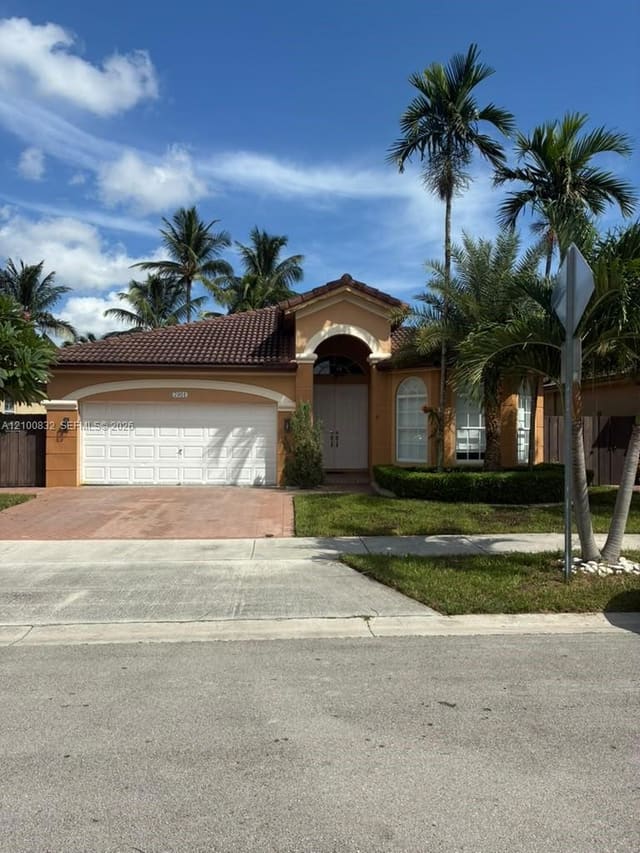 7901 NW 113th Place, Doral, FL 33178
