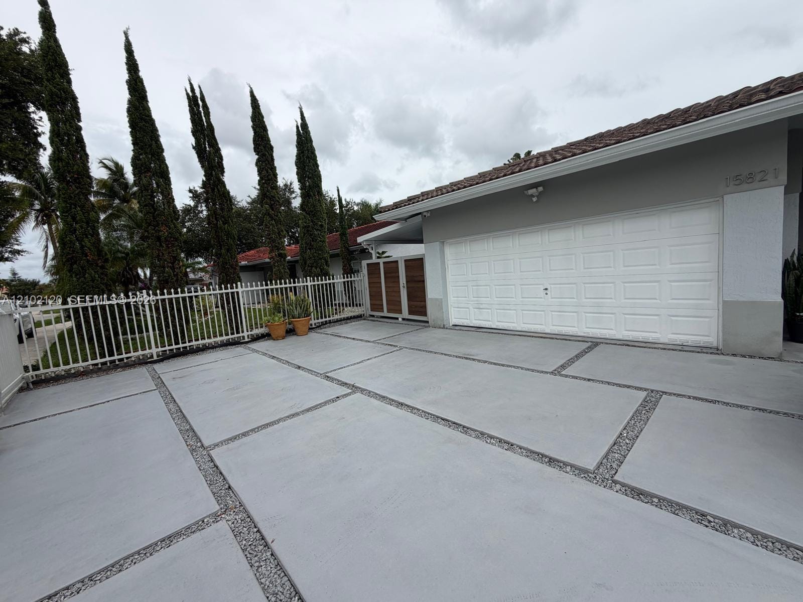 15821 SW 141st Court 1 — photo 2