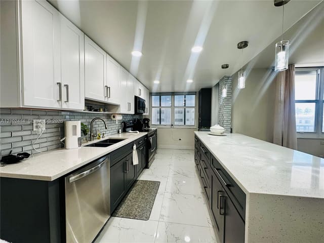 1501 S Ocean Drive 306, Hollywood, FL 33019